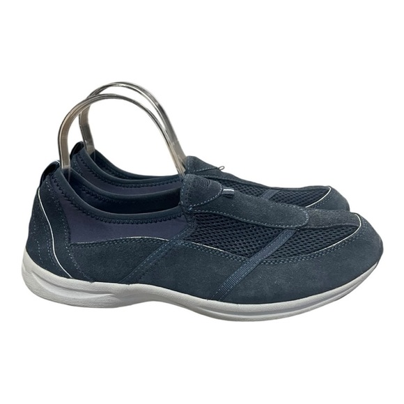 Easy Spirit Women's Size 11 Navy Blue Mesh Comfort Slip On Esalena - Picture 1 of 8